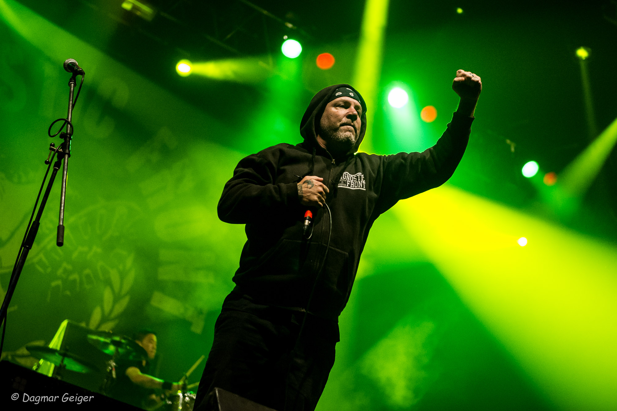 agnostic front echoes in eternity