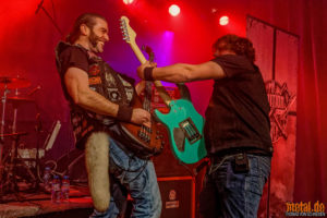 Konzertfotos von Ignition auf der „Race To Ressurection“-Tour 2018