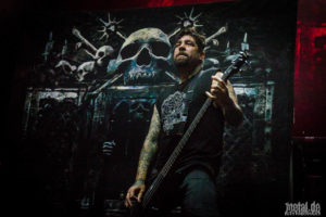 Konzertfotos von Hatebreed auf der European Apocalypse Tour 2018.
