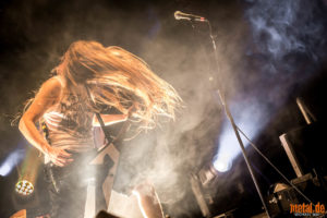 Fotos von Deserted Fear auf der Schrei!nachten Tour 2018