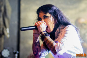 Konzertbilder von Jinjer auf Amorphis und Soilwork Europea Co-Headlinetour 2019 in Stuttgart