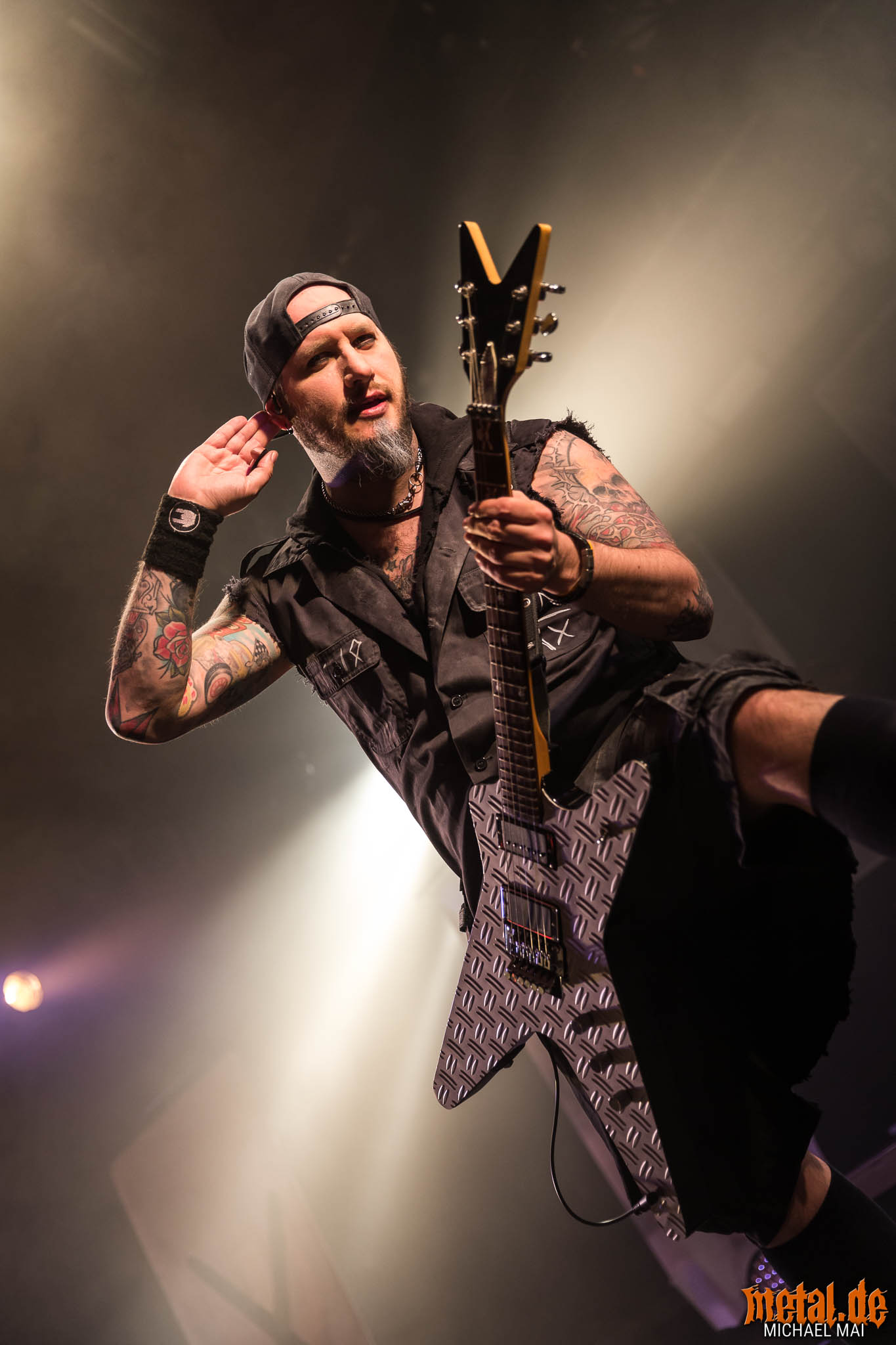 Konzertfotos von Erdling auf dem Out Of Line Weekender 2019