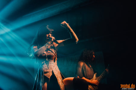 Konzertfoto von Visions Of Atlantis - M.E.T.A.L.-Tour 2019