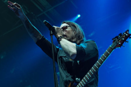 Konzertfotos von Alter Bridge auf der Walk The Sky Tour 2019 in Hamburg