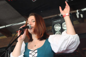 Konzertfotos von Leonea - Hörnerfest 2021