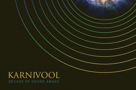 Cover von KARNIVOOLs Blu-ray "Decade of Sound Awake"