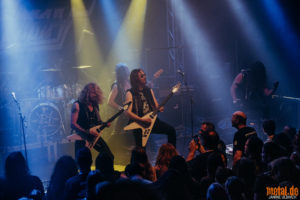 Konzertfoto von Ambush - Kings of the Underground Tour 2022