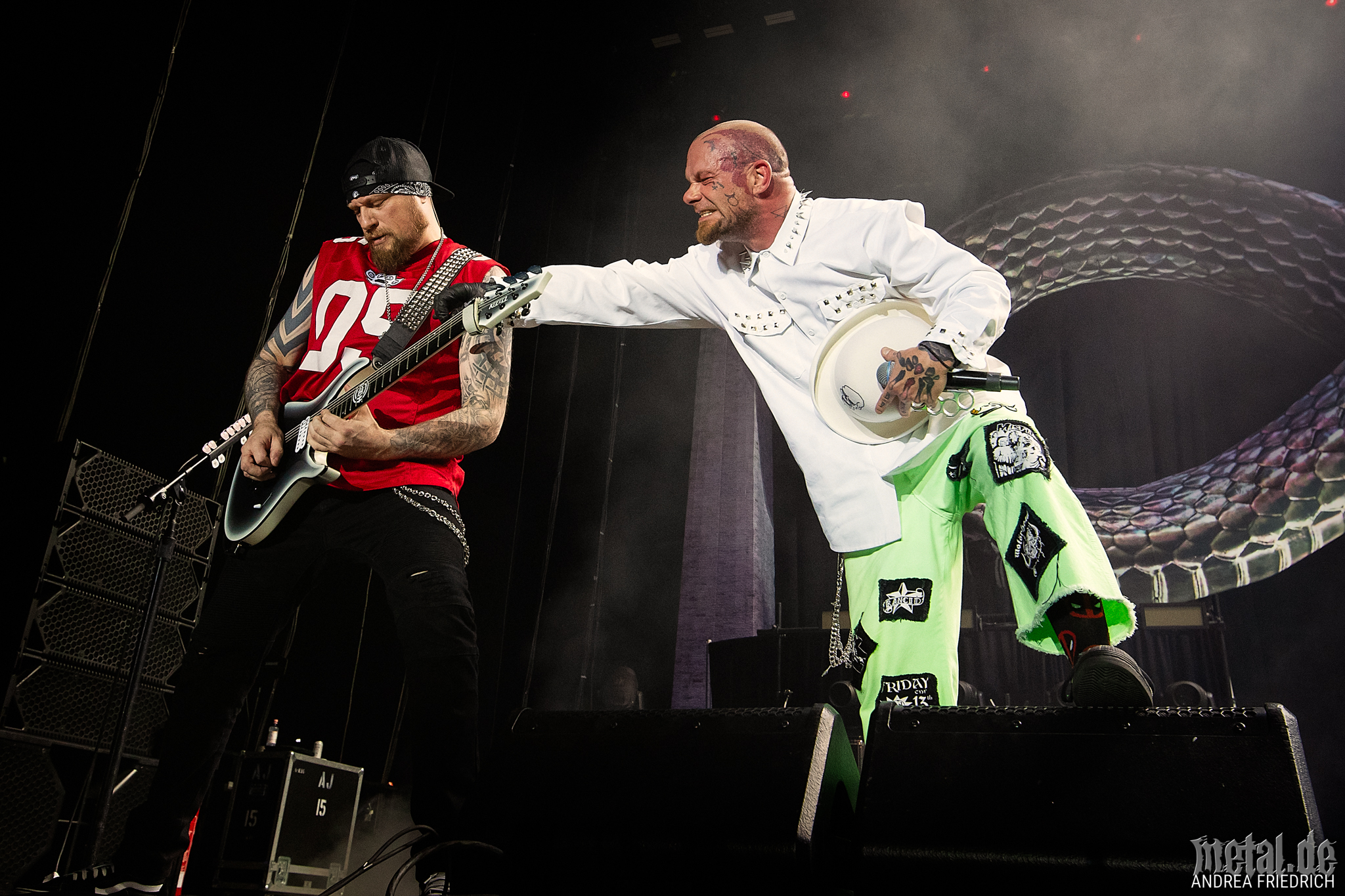 Konzertfoto von Five Finger Death Punch - Tour 2022