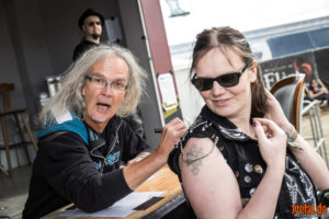 Foto der Grave Digger Autogrammstunde - Rockharz Open Air 2022