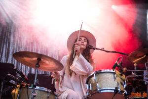 Konzertfoto von Cari Cari - Rock im Schlosshof 2022