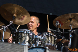 Konzertfoto von Perkele auf dem Reload Festival 2022