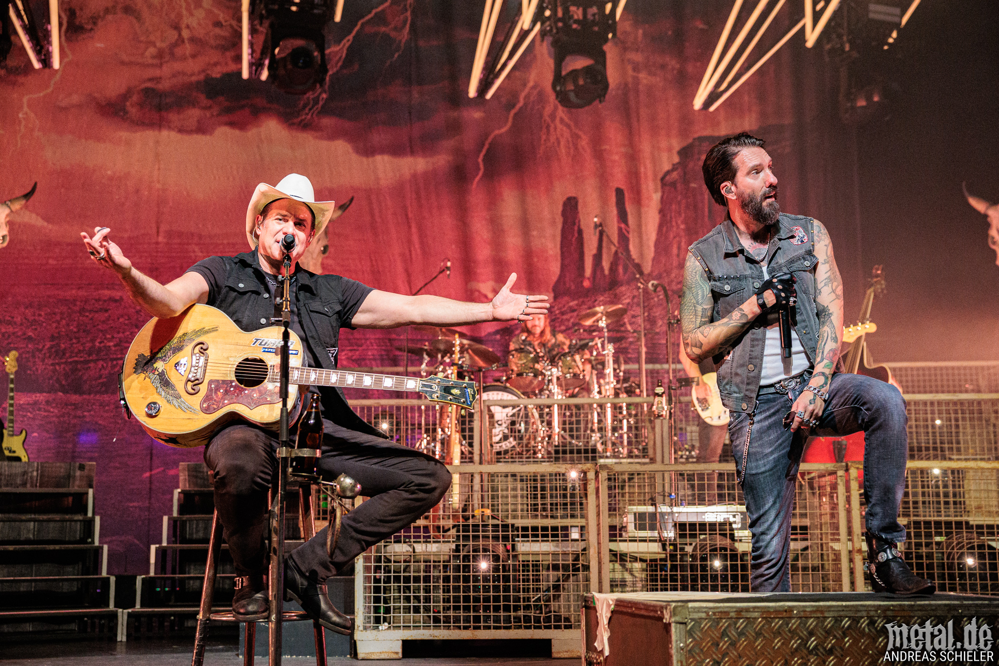 the bosshoss back to the boots