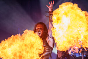 Konzertfoto von Feuerschwanz - Fegefeuer Tour 2024