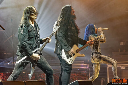 Konzertfoto von Arch Enemy - Rising From The North Tour 2024