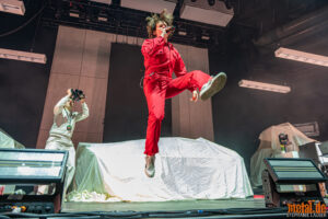 Konzertfoto von Yu – Out Of Office Tour 2025