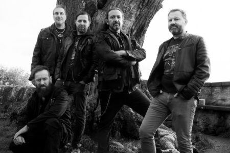 Bandfoto von UNDER RUINS 2025