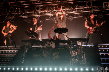Konzertfoto von Kissin Dynamite - Back With A Bang! Tour 2025