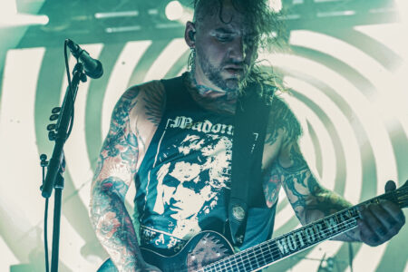 Konzertfotos von Drone bei der Show in der CD-Kaserne Celle