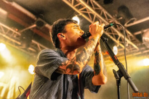 Konzertfoto von Shoreline - There Is A Whole World Tour 2026