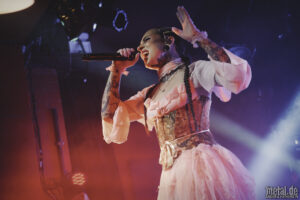 Konzertfoto von Jinjer - European Duél 2026 Tour