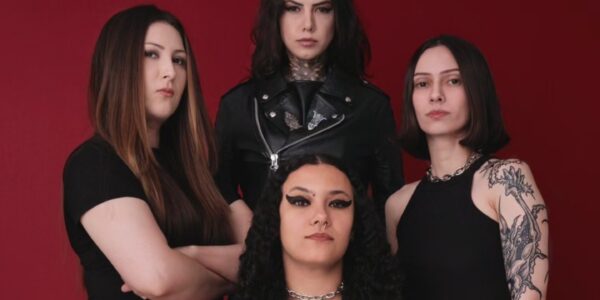 Crypta – Neue Gitarristin Victoria Villarreal vorgestellt • metal.de