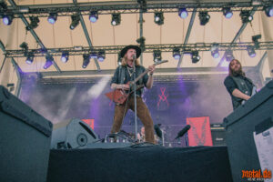 Konzertfotos von Majak – Rock Hard Festival 2026