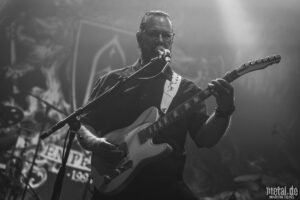 Konzertfoto von Emperor - Beyond The Gates 2026