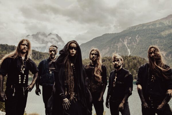 Bild Perchta Bandfoto