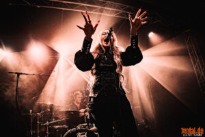 Konzertfoto von Seven Spires - Eclipse' UK/European Tour 2026